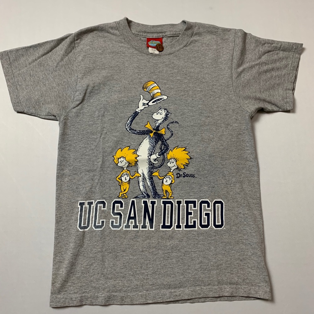 Vintage 2007 dr suess UC San Diego t shirt